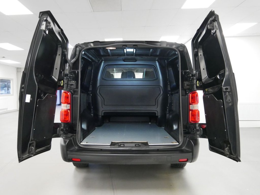 Used Vauxhall Vivaro 2021 for sale - 77451737: Photo 5