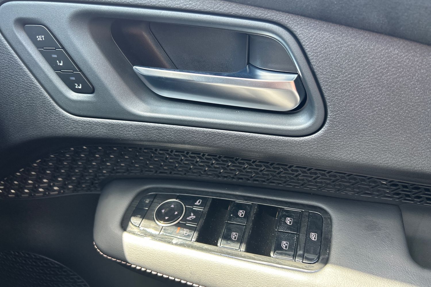 Used Nissan ARIYA 2025 for sale - 77965066: Photo 16