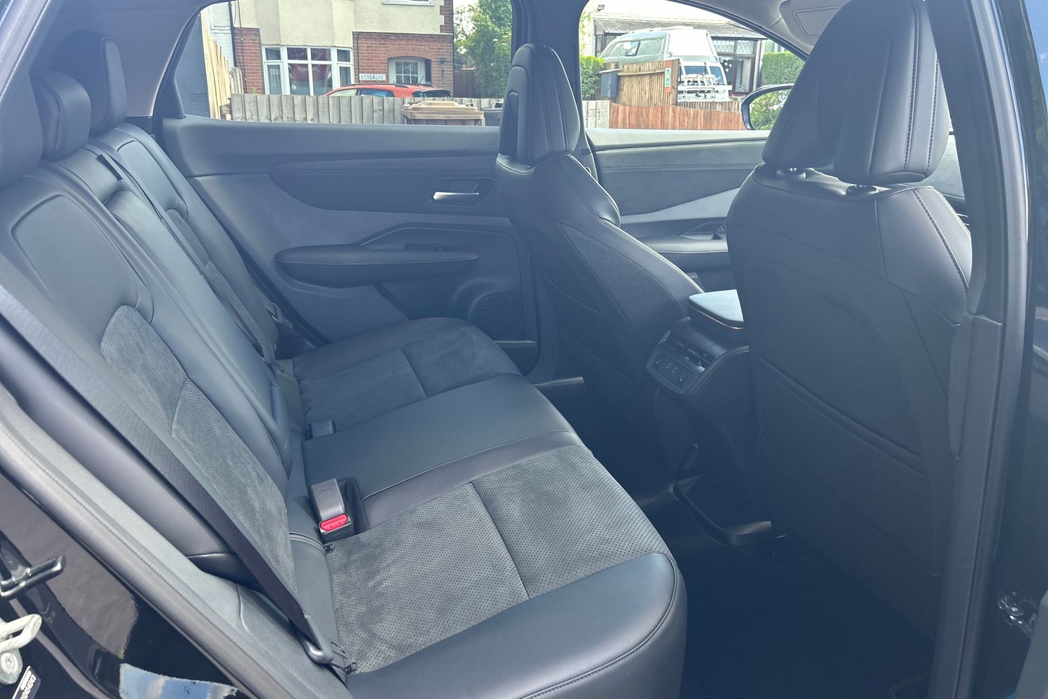 Used Nissan ARIYA 2025 for sale - 77965066: Photo 26