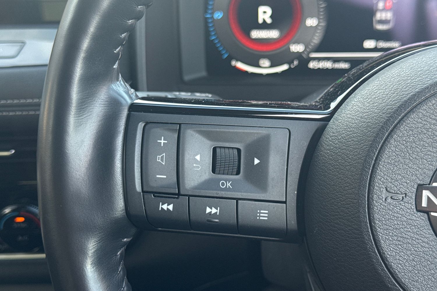 Used Nissan X-Trail 2022 for sale - 77087491: Photo 21