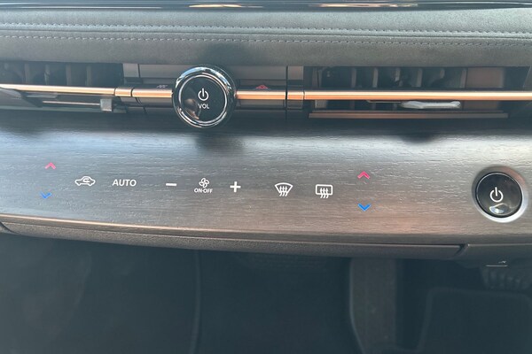 Used Nissan ARIYA 2025 for sale - 75263564: Photo 15