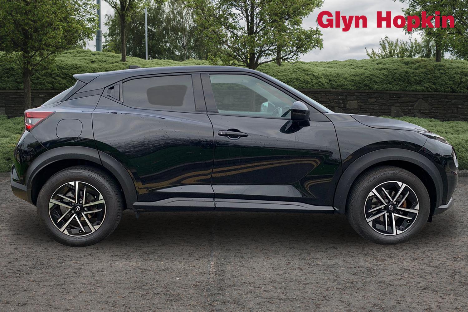 Used Nissan Juke 2024 for sale - 75796929: Photo 2