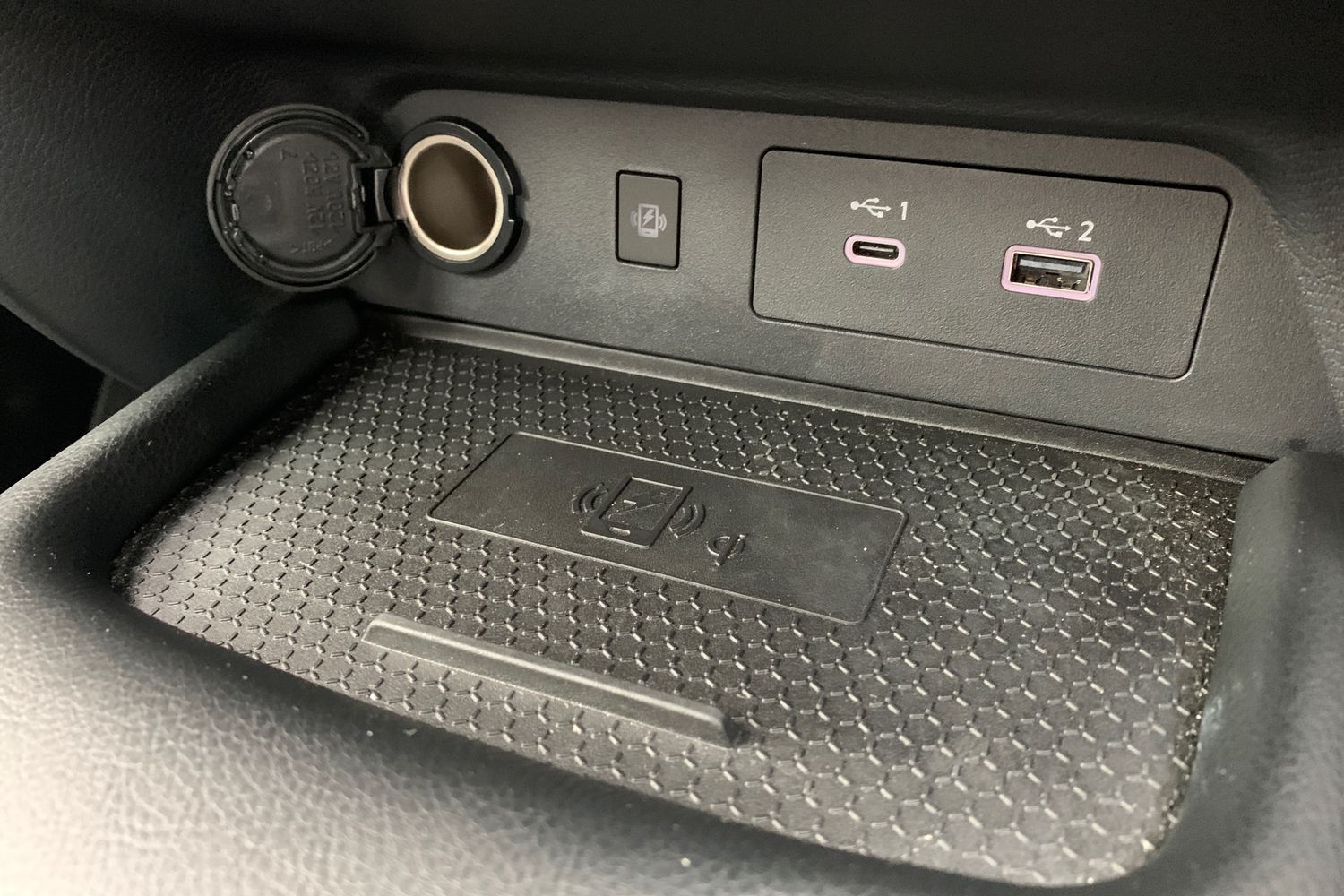 Used Nissan Juke 2024 for sale - 75796929: Photo 33