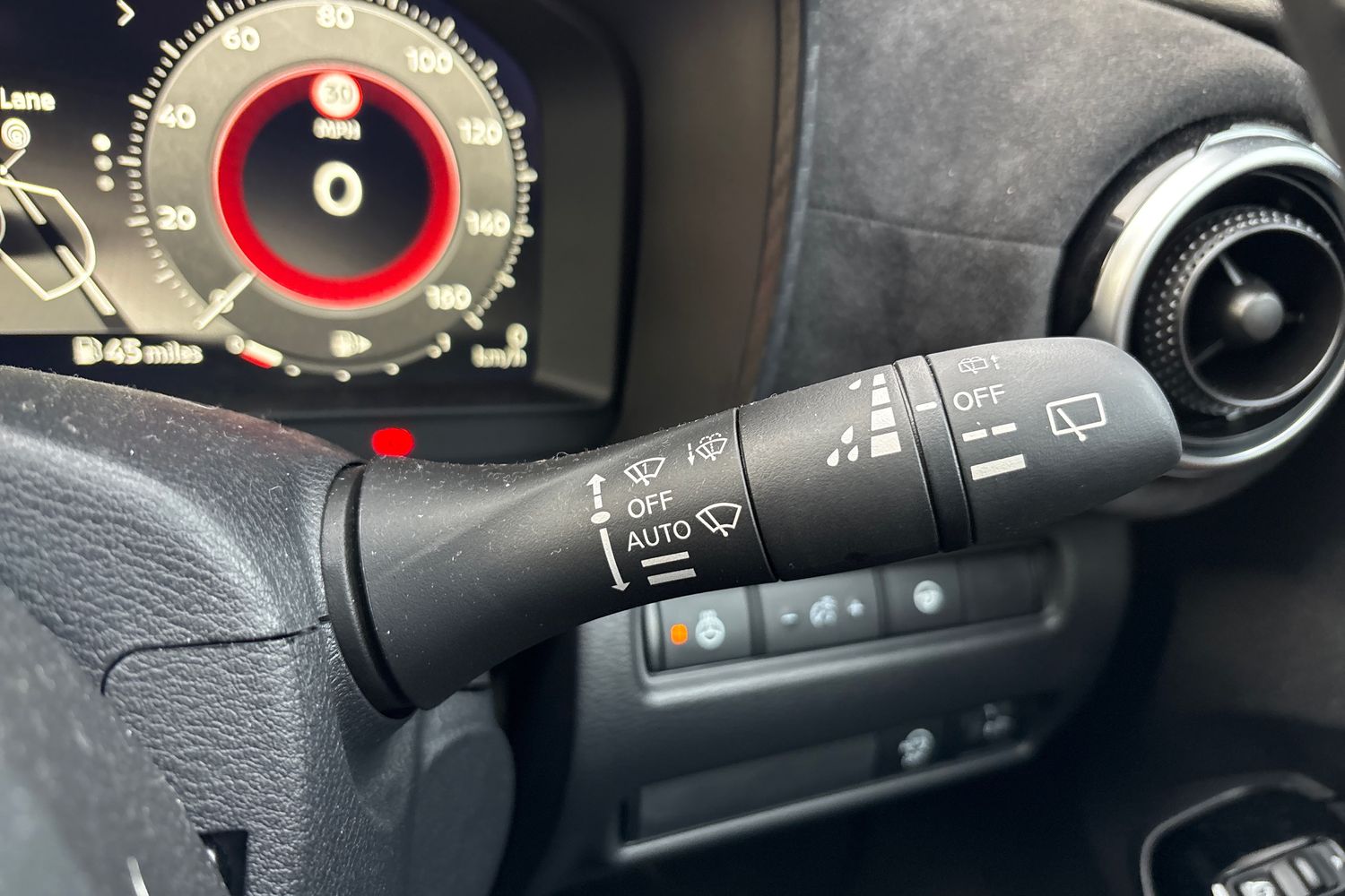 Used Nissan Juke 2025 for sale - 77339320: Photo 36