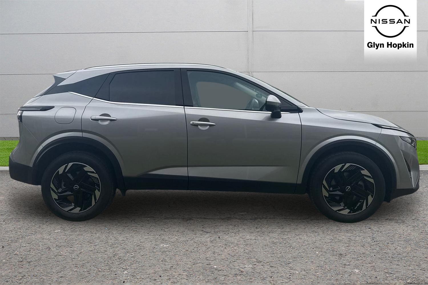 Used Nissan Qashqai 2024 for sale - 76067071: Photo 2