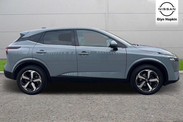 Used Nissan Qashqai 2022 for sale - 76289936: Photo 2