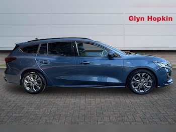Used Ford Focus 2022 for sale - 79454079: Photo
