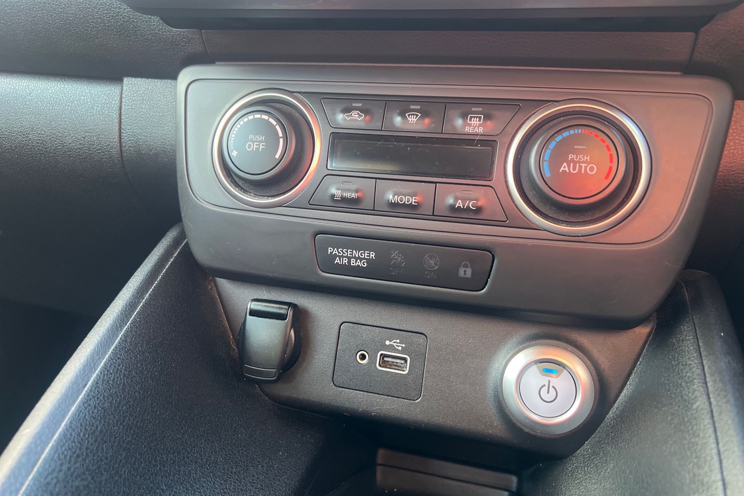 Used Nissan Leaf 2022 for sale - 76874536: Photo 15