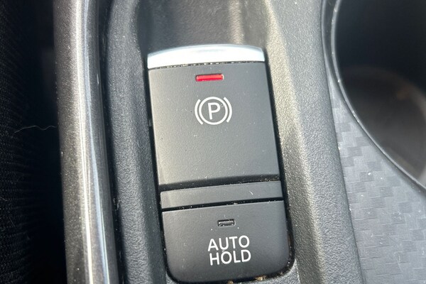 Used Nissan Juke 2021 for sale - 76312006: Photo 32