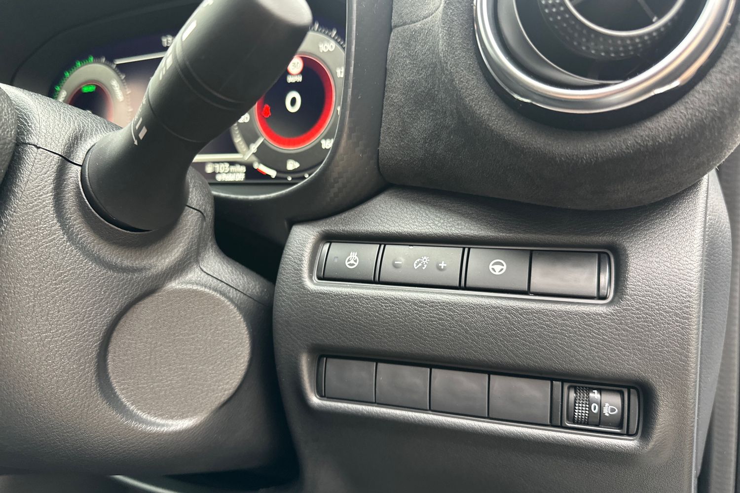 Used Nissan Juke 2025 for sale - 77316087: Photo 34