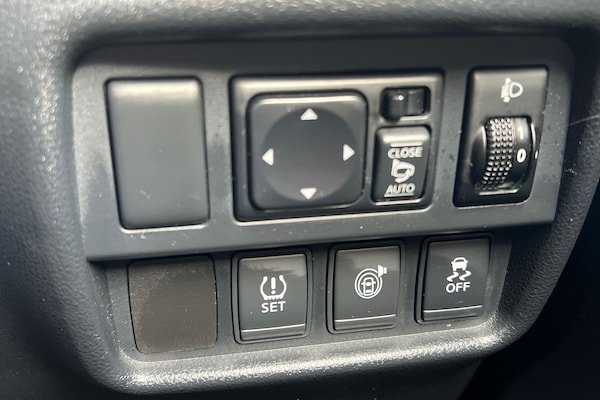 Used Nissan Juke 2018 for sale - 76302308: Photo 35