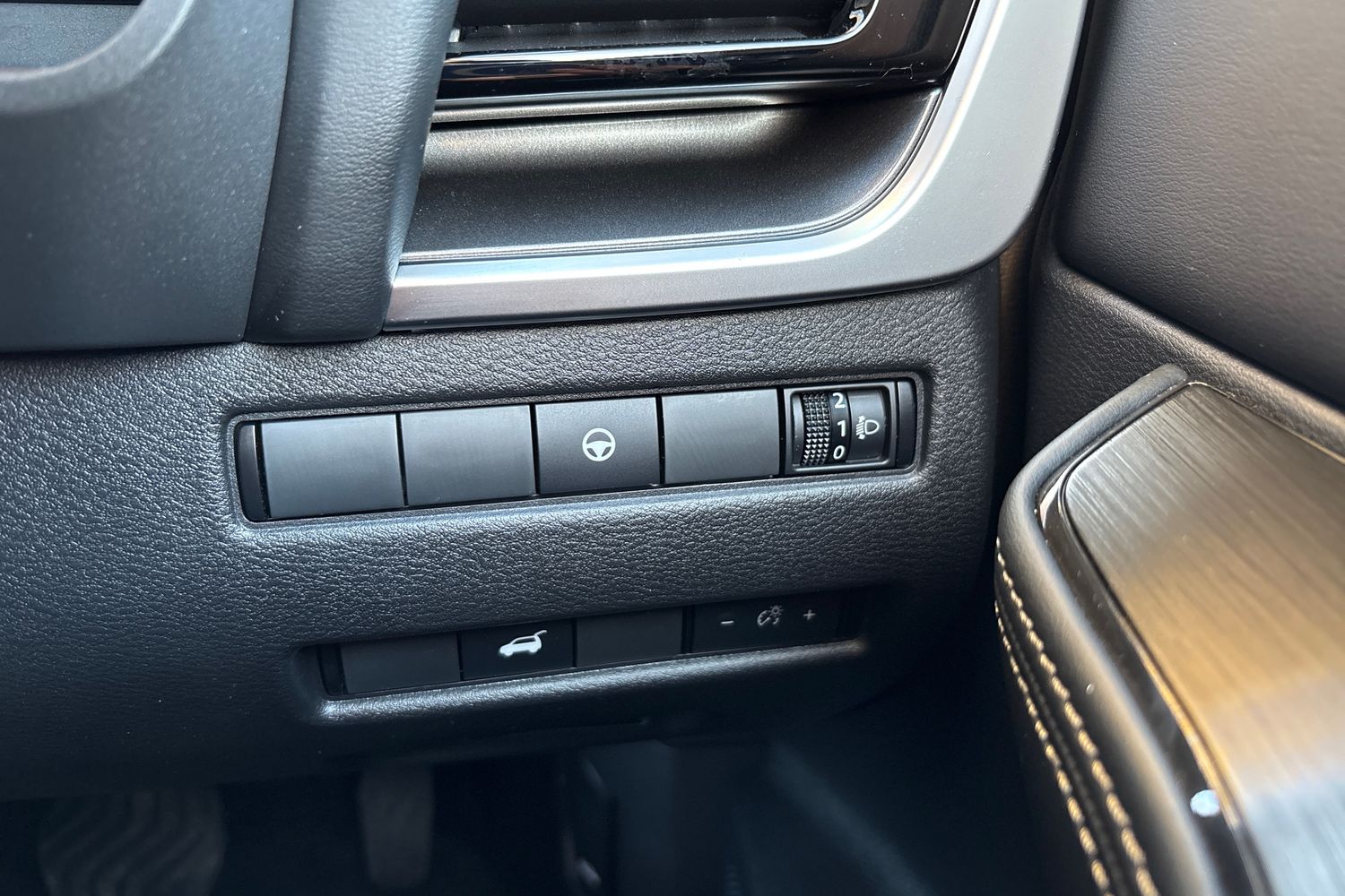 Used Nissan X-Trail 2025 for sale - 76079389: Photo 39