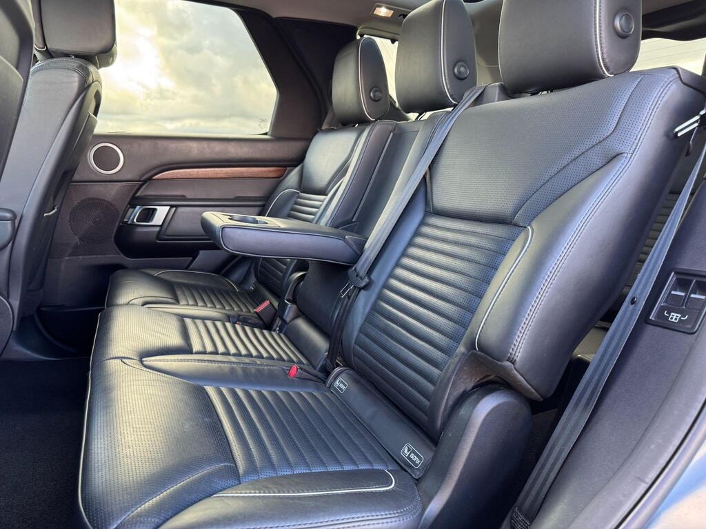 Used Land Rover Discovery 2017 for sale - 77760649: Photo 10