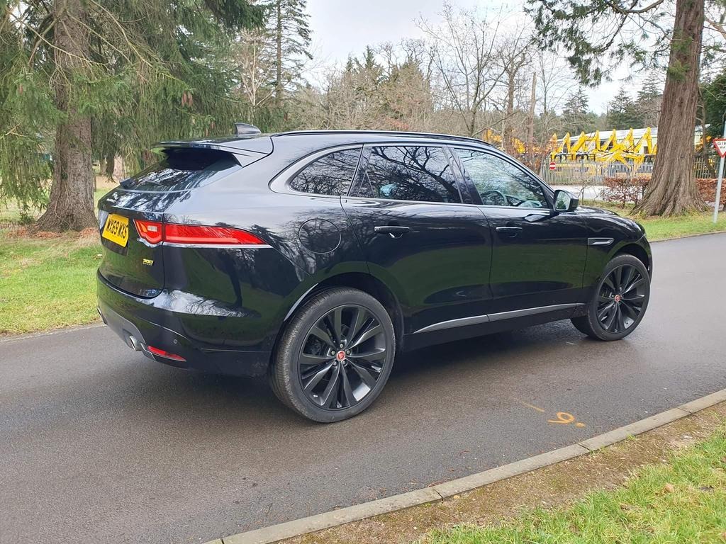 Used Jaguar F-Pace 2019 for sale - 77952208: Photo 3