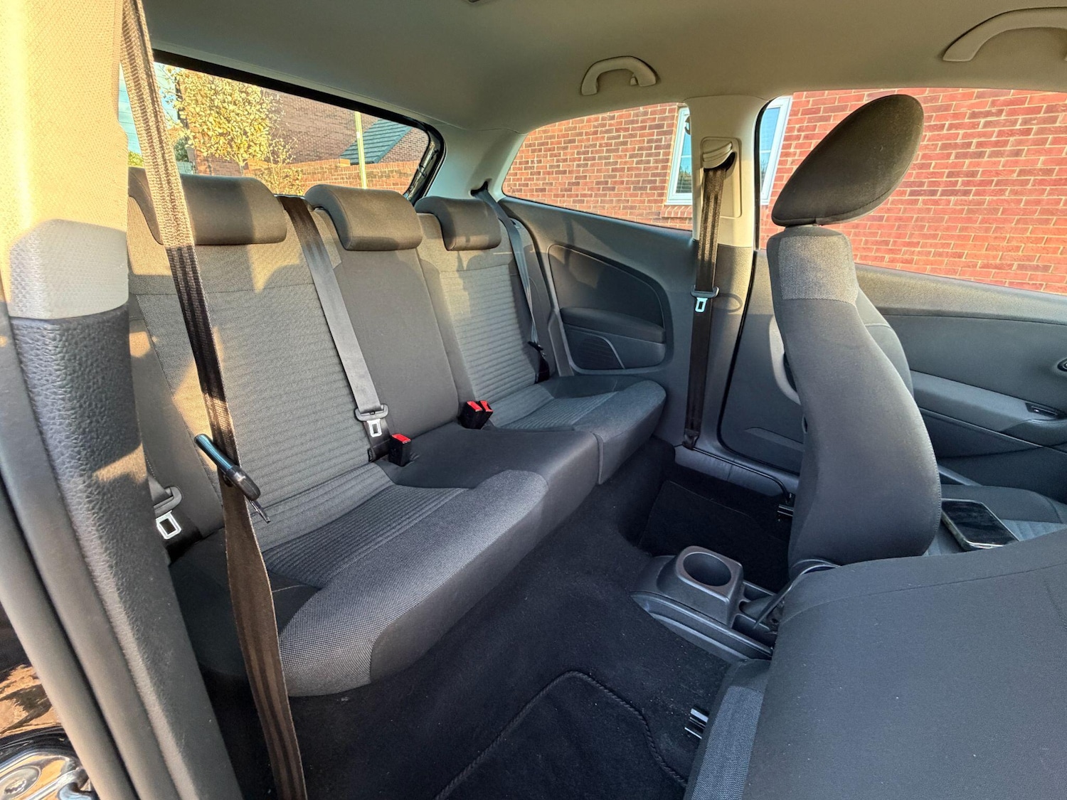 Used Volkswagen Polo 2011 for sale - 76399305: Photo 27