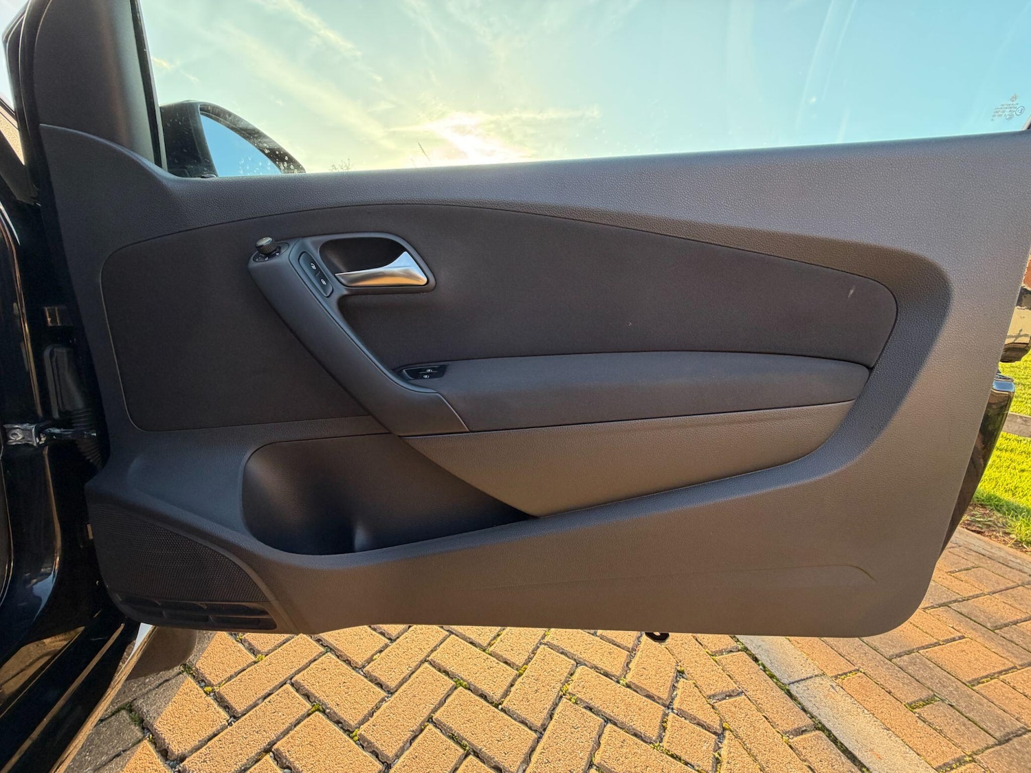 Used Volkswagen Polo 2011 for sale - 76399305: Photo 32