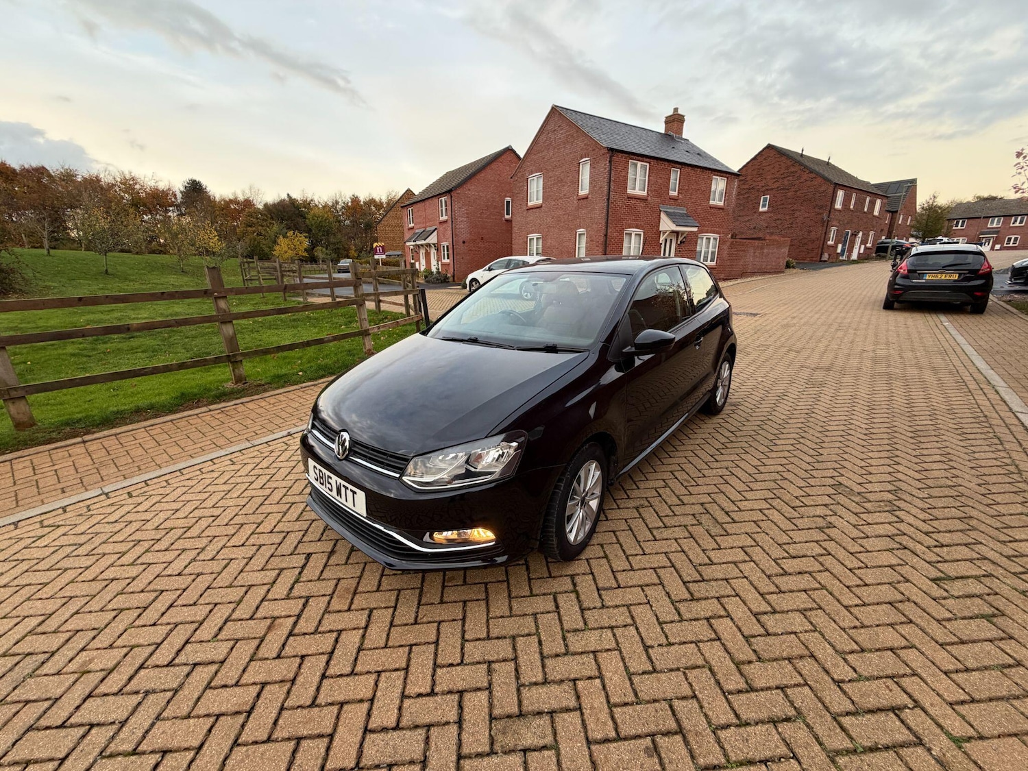 Used Volkswagen Polo 2015 for sale - 76409043: Photo 10