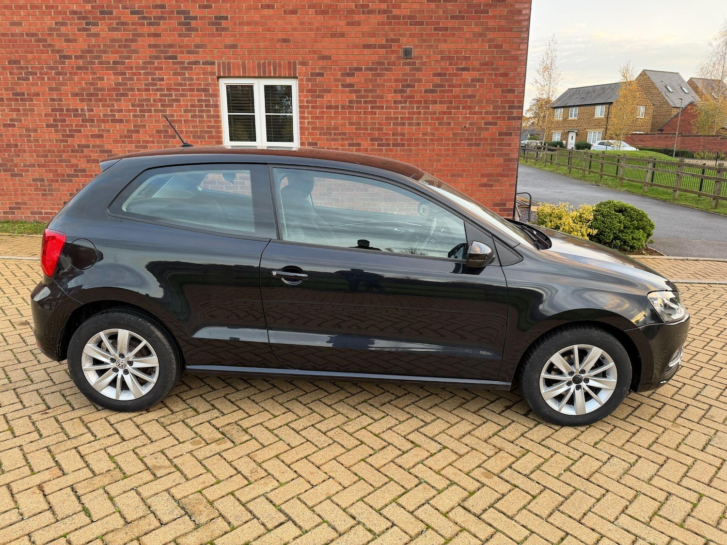 Used Volkswagen Polo 2015 for sale - 76409043: Photo 18