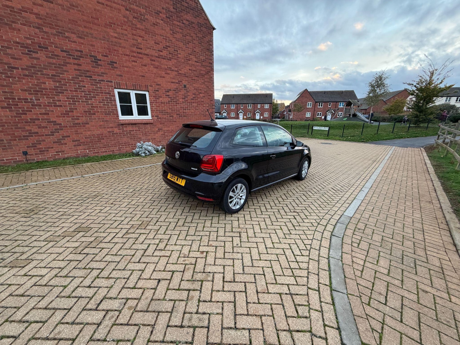 Used Volkswagen Polo 2015 for sale - 76409043: Photo 21