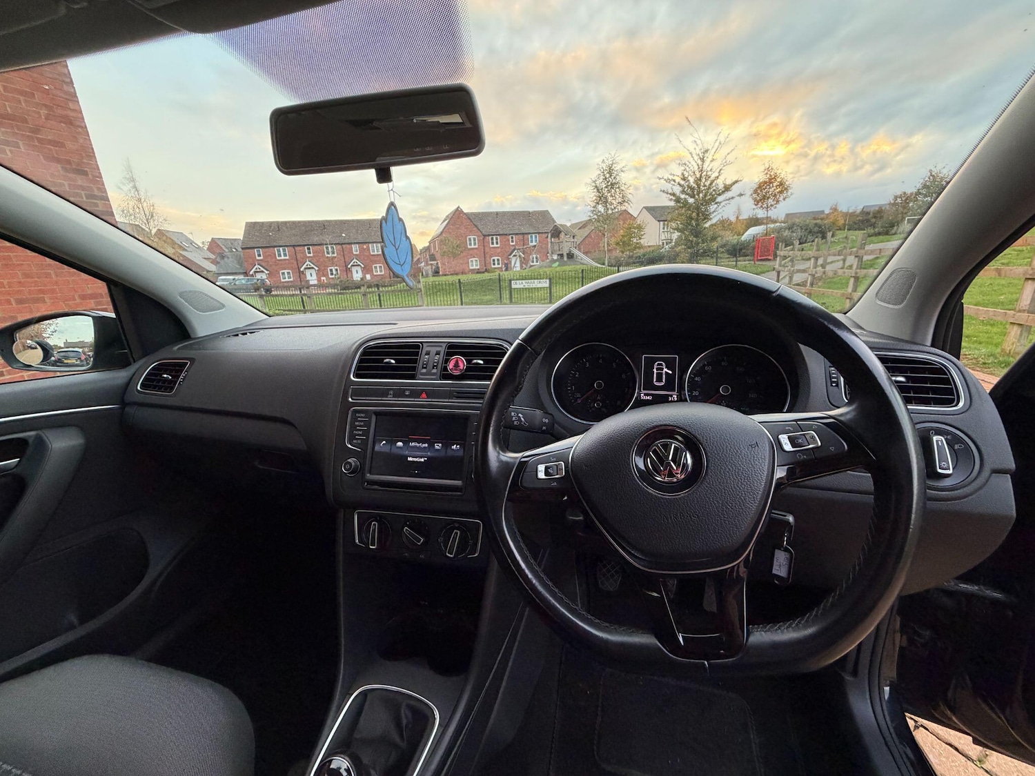 Used Volkswagen Polo 2015 for sale - 76409043: Photo 25