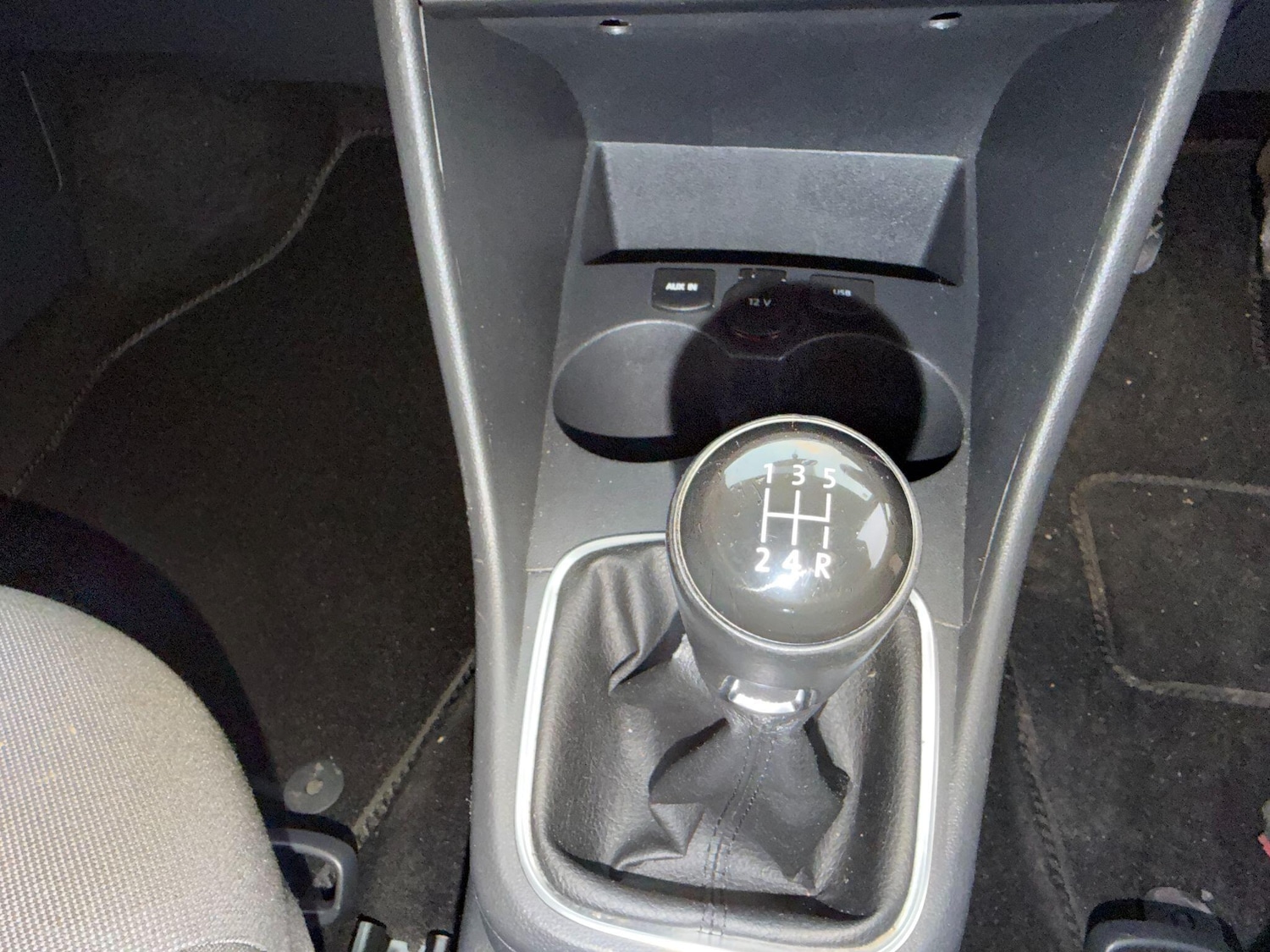 Used Volkswagen Polo 2015 for sale - 76409043: Photo 26