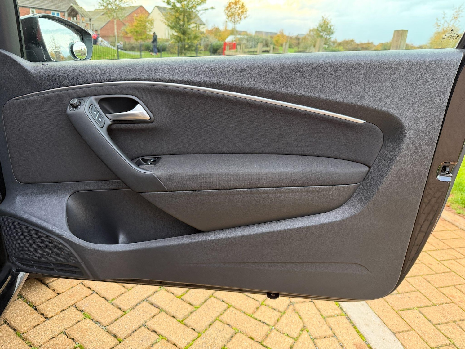 Used Volkswagen Polo 2015 for sale - 76409043: Photo 40