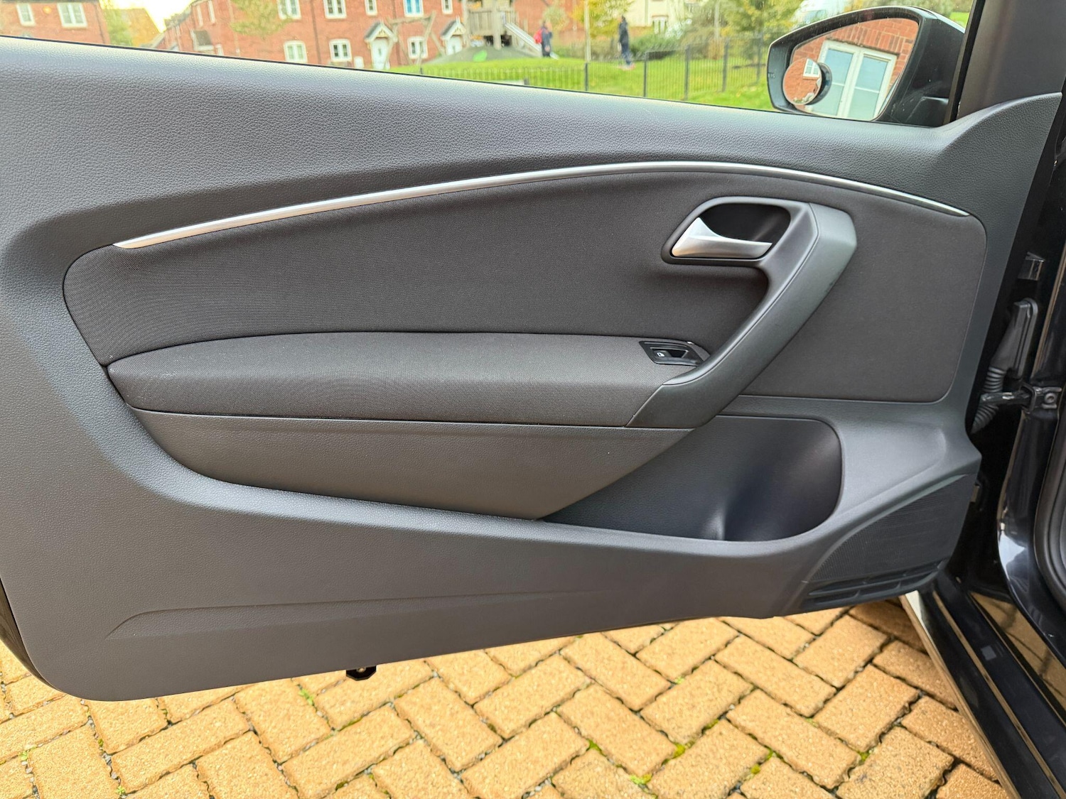 Used Volkswagen Polo 2015 for sale - 76409043: Photo 41