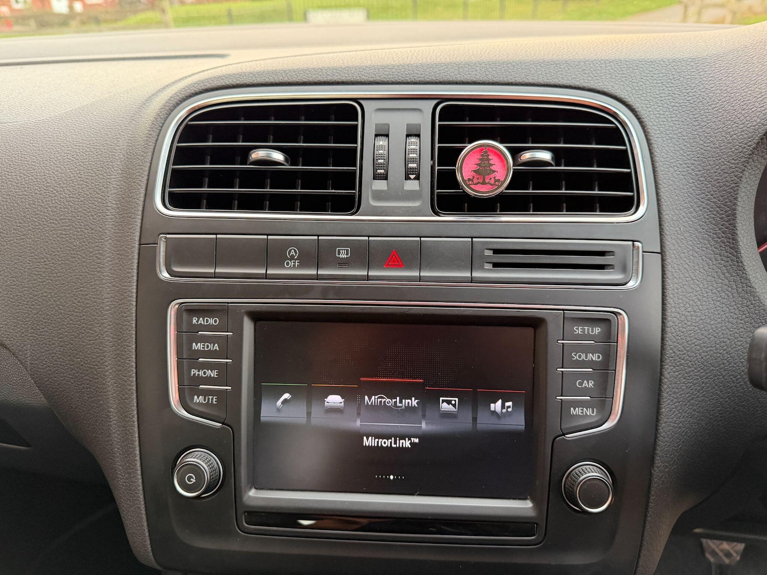 Used Volkswagen Polo 2015 for sale - 76409043: Photo 46