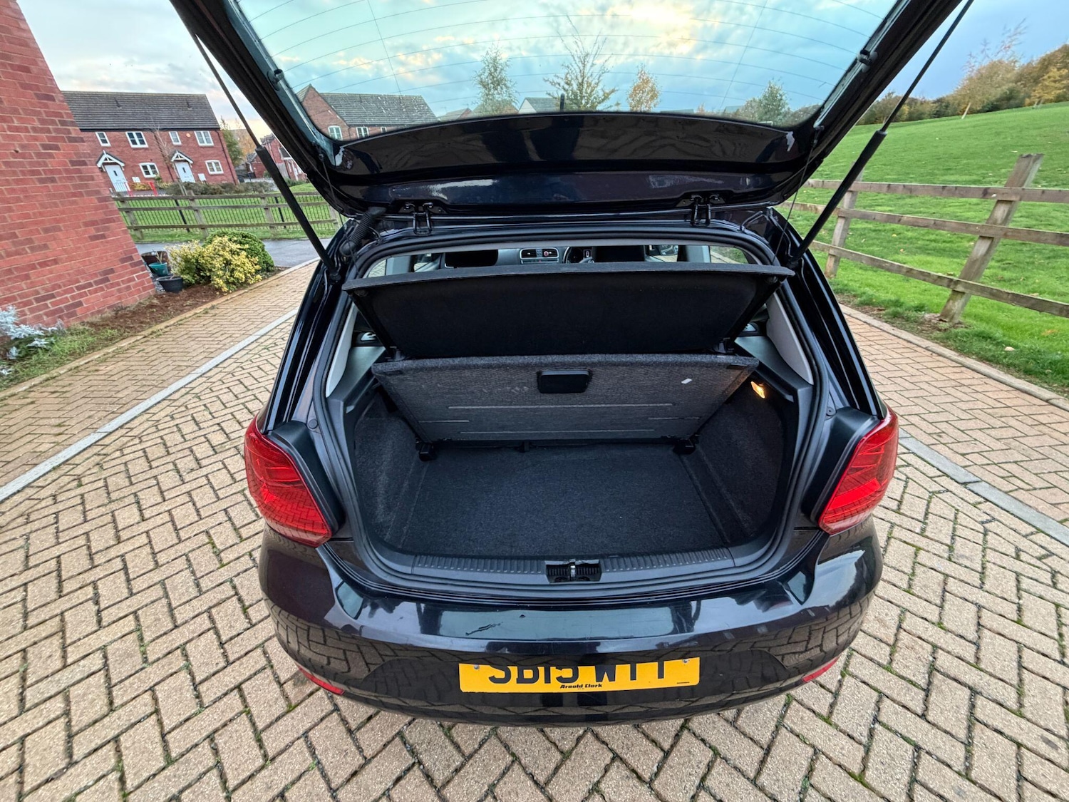 Used Volkswagen Polo 2015 for sale - 76409043: Photo 47