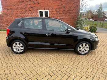 Used Volkswagen Polo 2010 for sale - 76159010: Photo