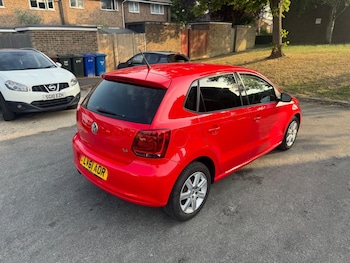 Used Volkswagen Polo 2011 for sale - 76158772: Photo