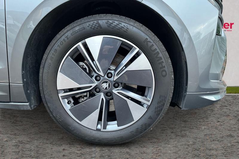 Used Skoda Enyaq 2025 for sale - 76960793: Photo 5