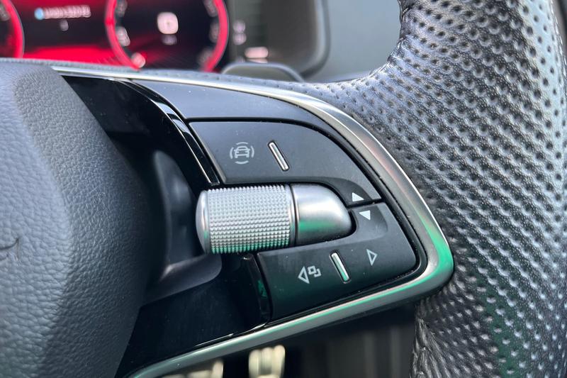 Used Skoda Karoq 2024 for sale - 77951272: Photo 28