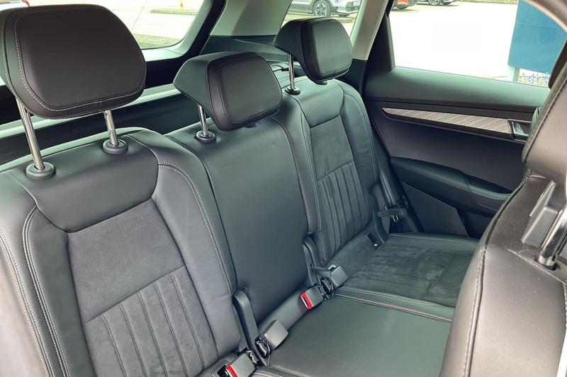 Used Skoda Karoq 2024 for sale - 78133834: Photo 10