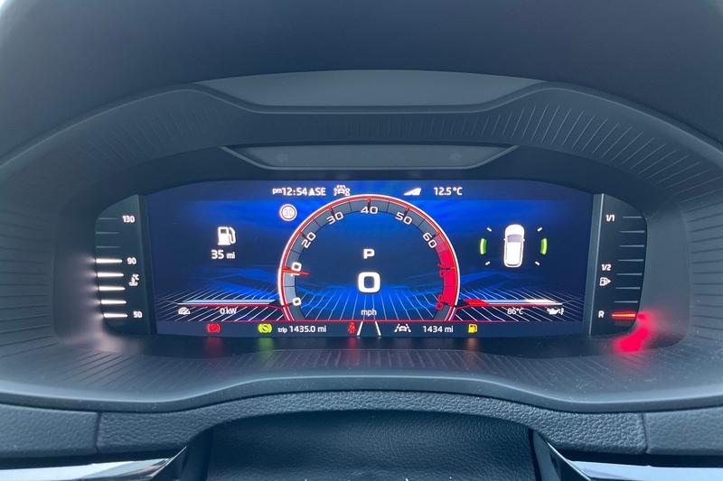 Used Skoda Karoq 2025 for sale - 77763477: Photo 13