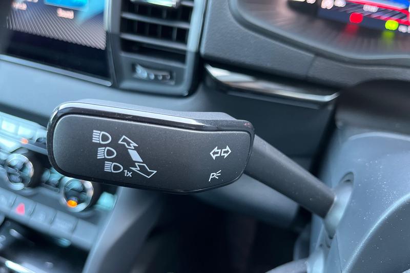 Used Skoda Karoq 2025 for sale - 77763477: Photo 8