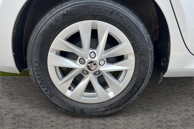 Used Skoda Fabia 2022 for sale - 77498046: Photo 5