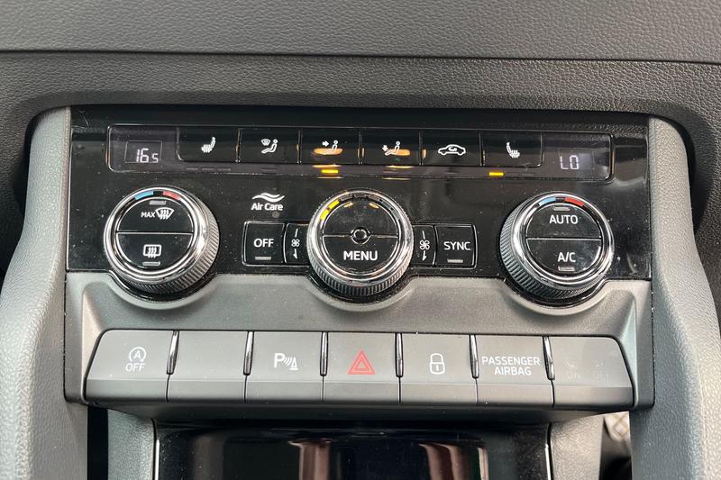 Used Skoda Karoq 2023 for sale - 77890439: Photo 14