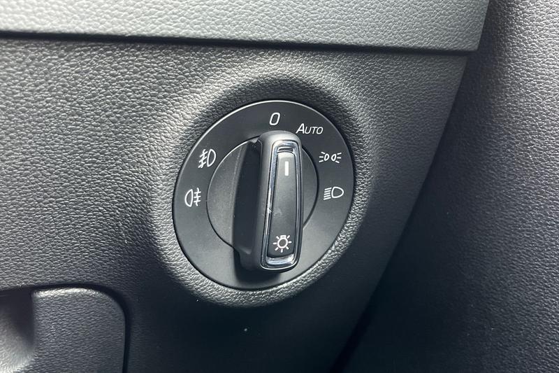 Used Skoda Karoq 2023 for sale - 77890439: Photo 23