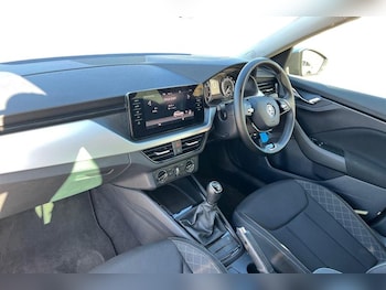 Used Skoda Kamiq 2022 for sale - 76192600: Photo