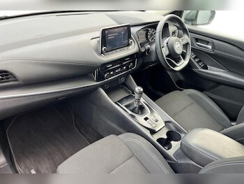 Used Nissan Qashqai 2021 for sale - 76244779: Photo 2