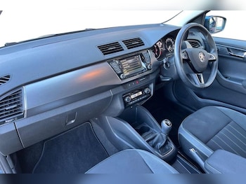 Used Skoda Fabia 2020 for sale - 76190468: Photo