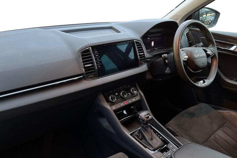 Used Skoda Karoq 2025 for sale - 76586490: Photo 2
