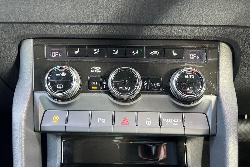 Used Skoda Karoq 2023 for sale - 77834350: Photo 14