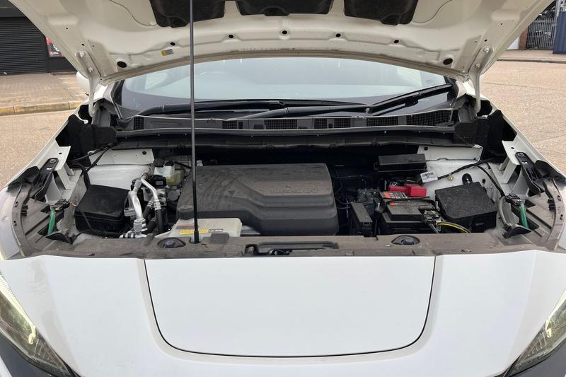 Used Nissan Leaf 2022 for sale - 77994762: Photo 9