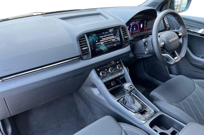 Used Skoda Karoq 2025 for sale - 78028757: Photo 2