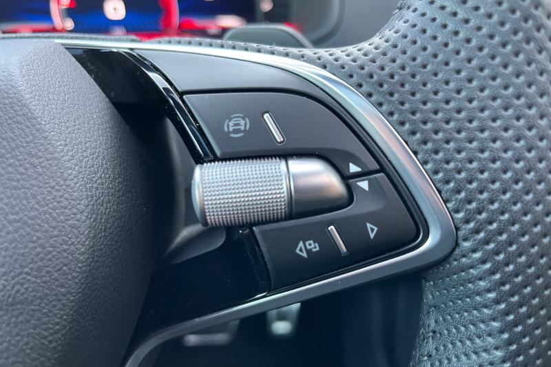 Used Skoda Karoq 2025 for sale - 78028757: Photo 21