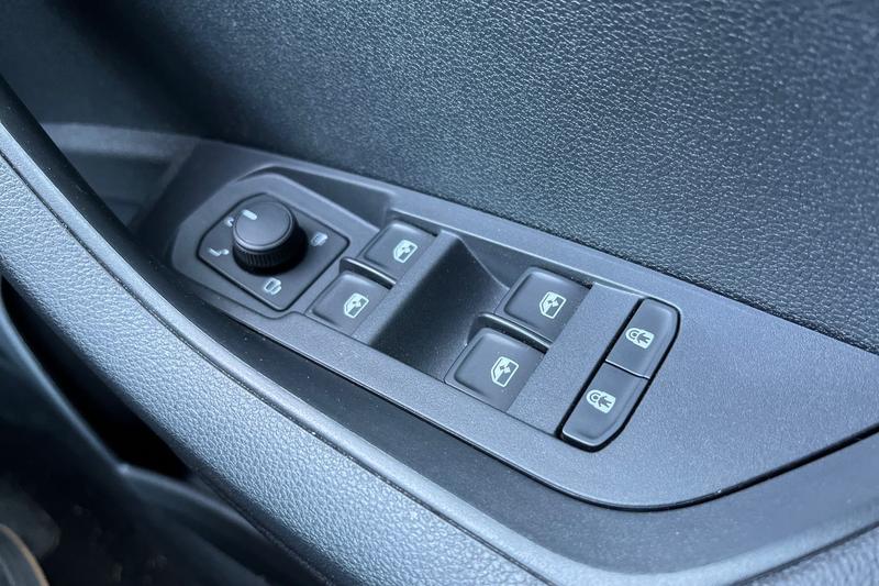 Used Skoda Karoq 2025 for sale - 78028757: Photo 23