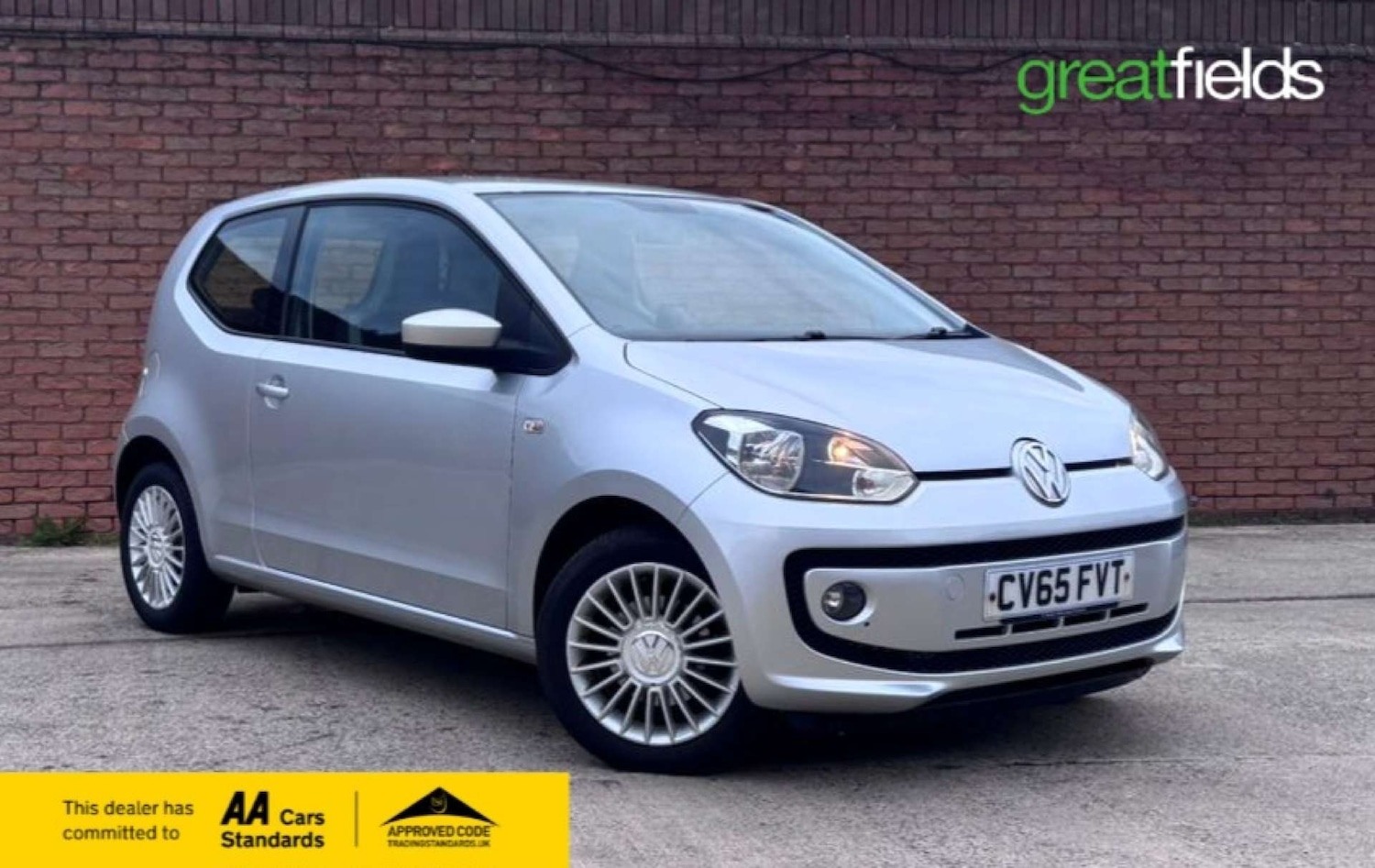 Used Volkswagen up! 2015 for sale - 76600547: Photo 1