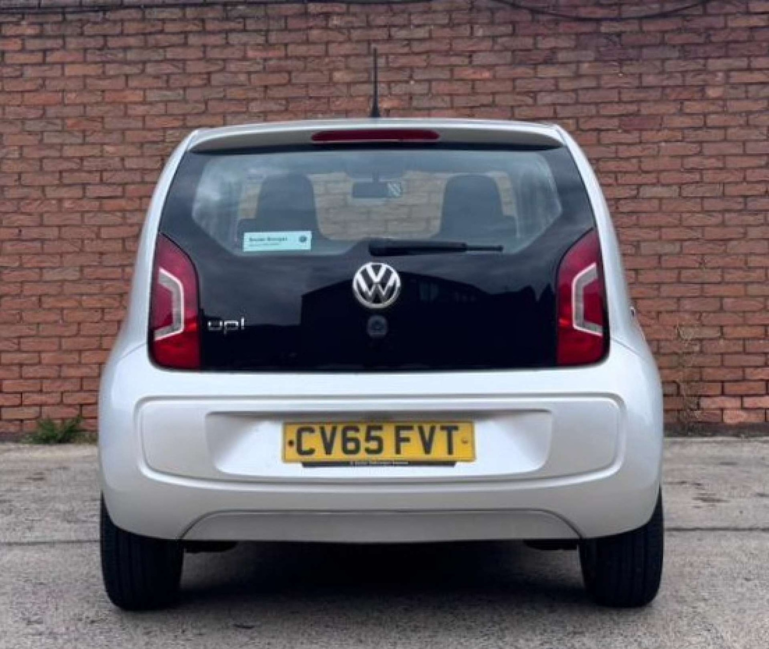 Used Volkswagen up! 2015 for sale - 76600547: Photo 15